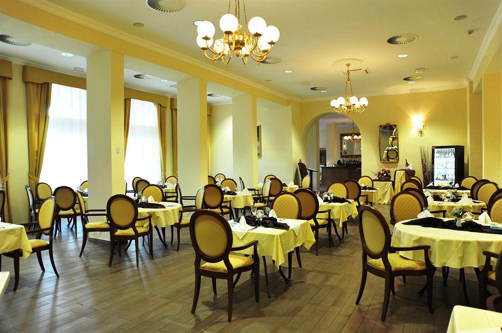 Hotel Kvarner Palace Crikvenica Eksteriør billede