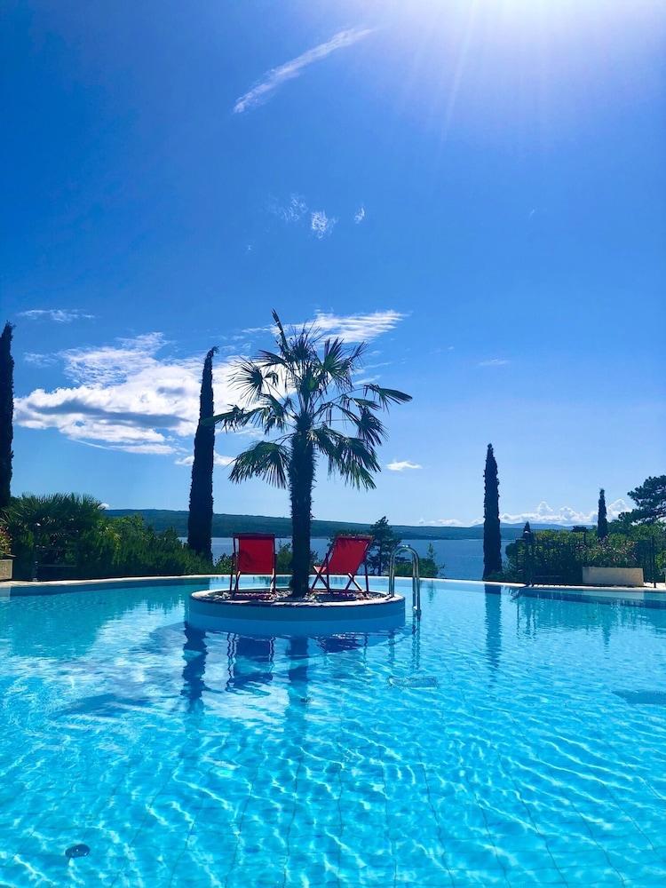Hotel Kvarner Palace Crikvenica Eksteriør billede
