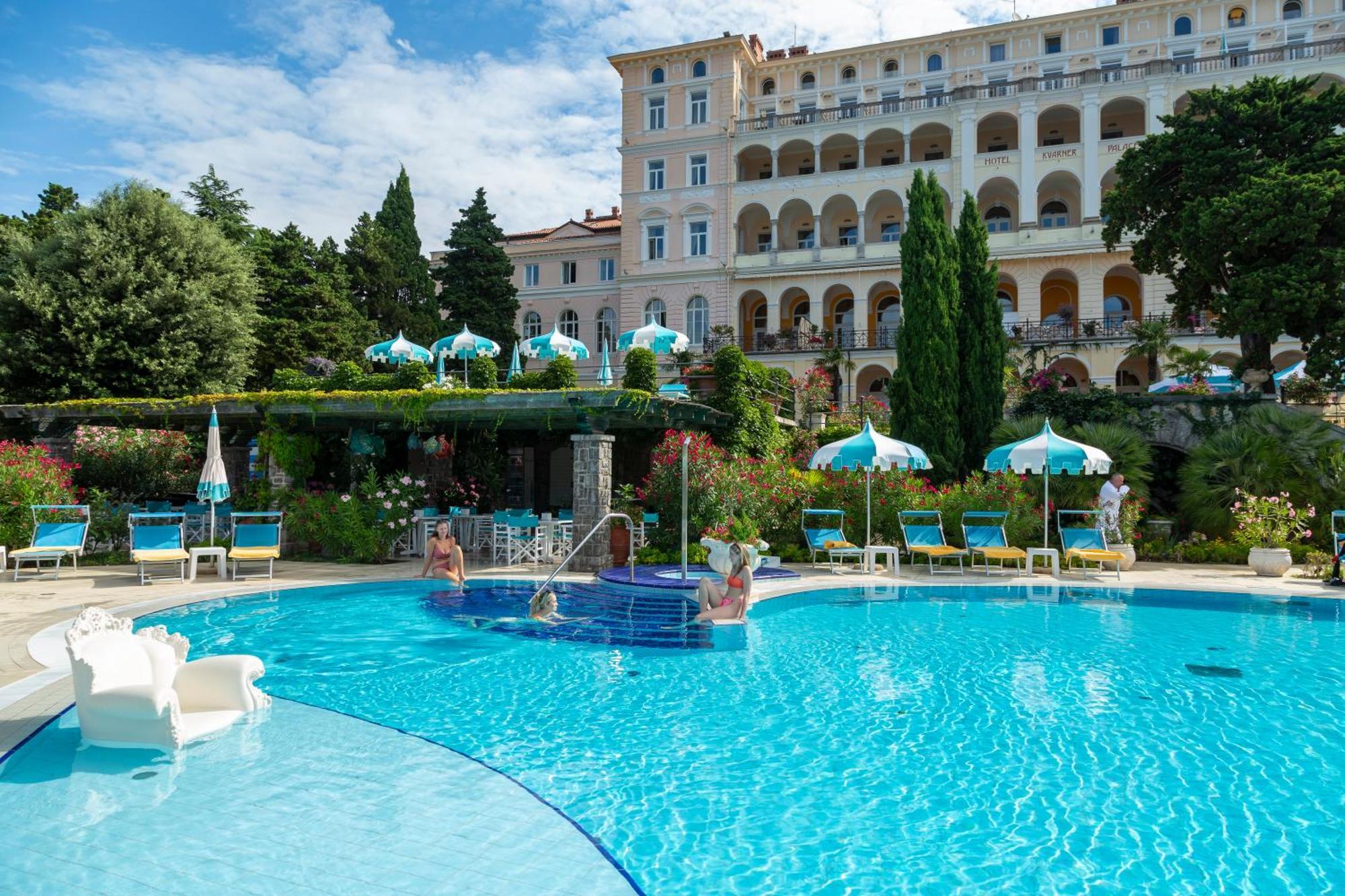 Hotel Kvarner Palace Crikvenica Eksteriør billede