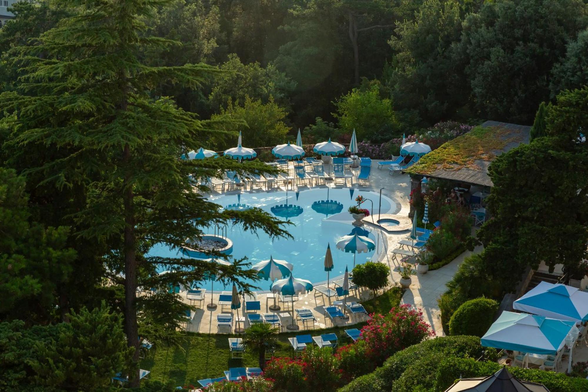 Hotel Kvarner Palace Crikvenica Eksteriør billede