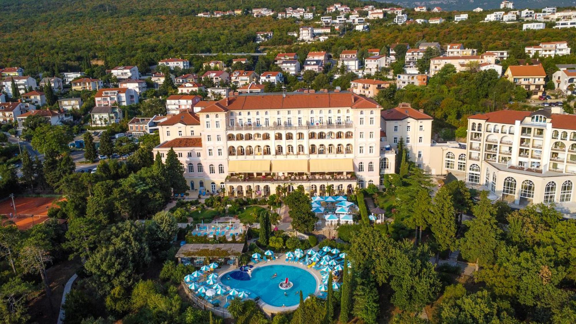 Hotel Kvarner Palace Crikvenica Eksteriør billede