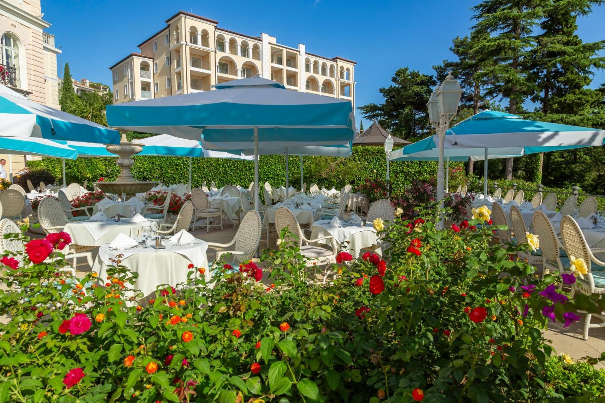 Hotel Kvarner Palace Crikvenica Eksteriør billede